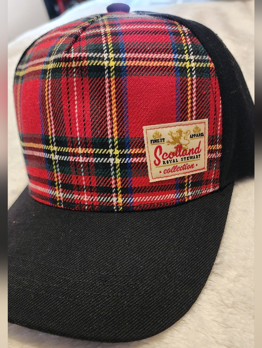 Scotland Royal Stewart Plaid Trucker Hat - Red & Black